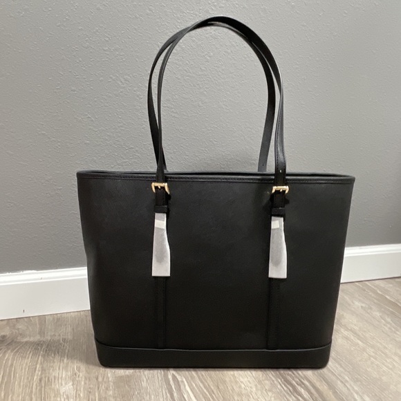 Michael Kors shoulder tote - Picture 6 of 8
